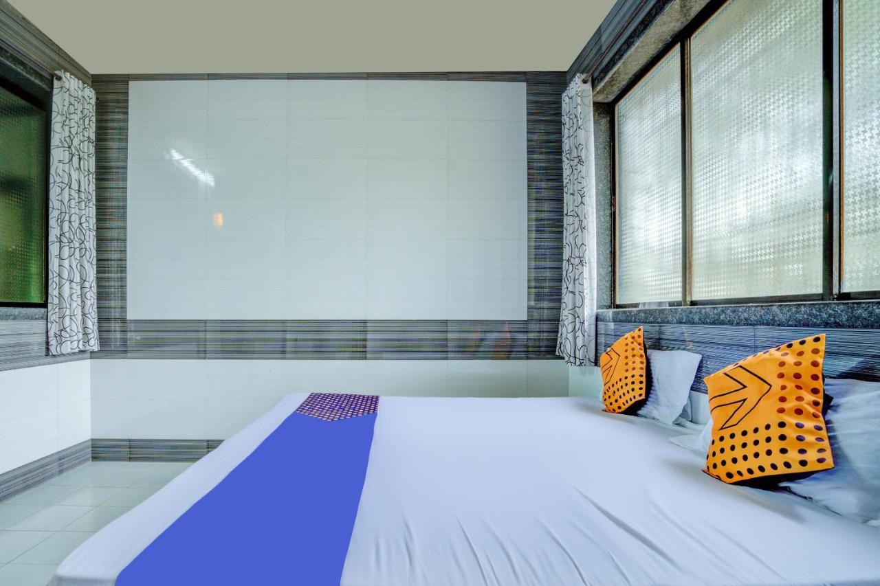 Spot On 63917 Hotel Dolphin Garden Колад Екстериор снимка
