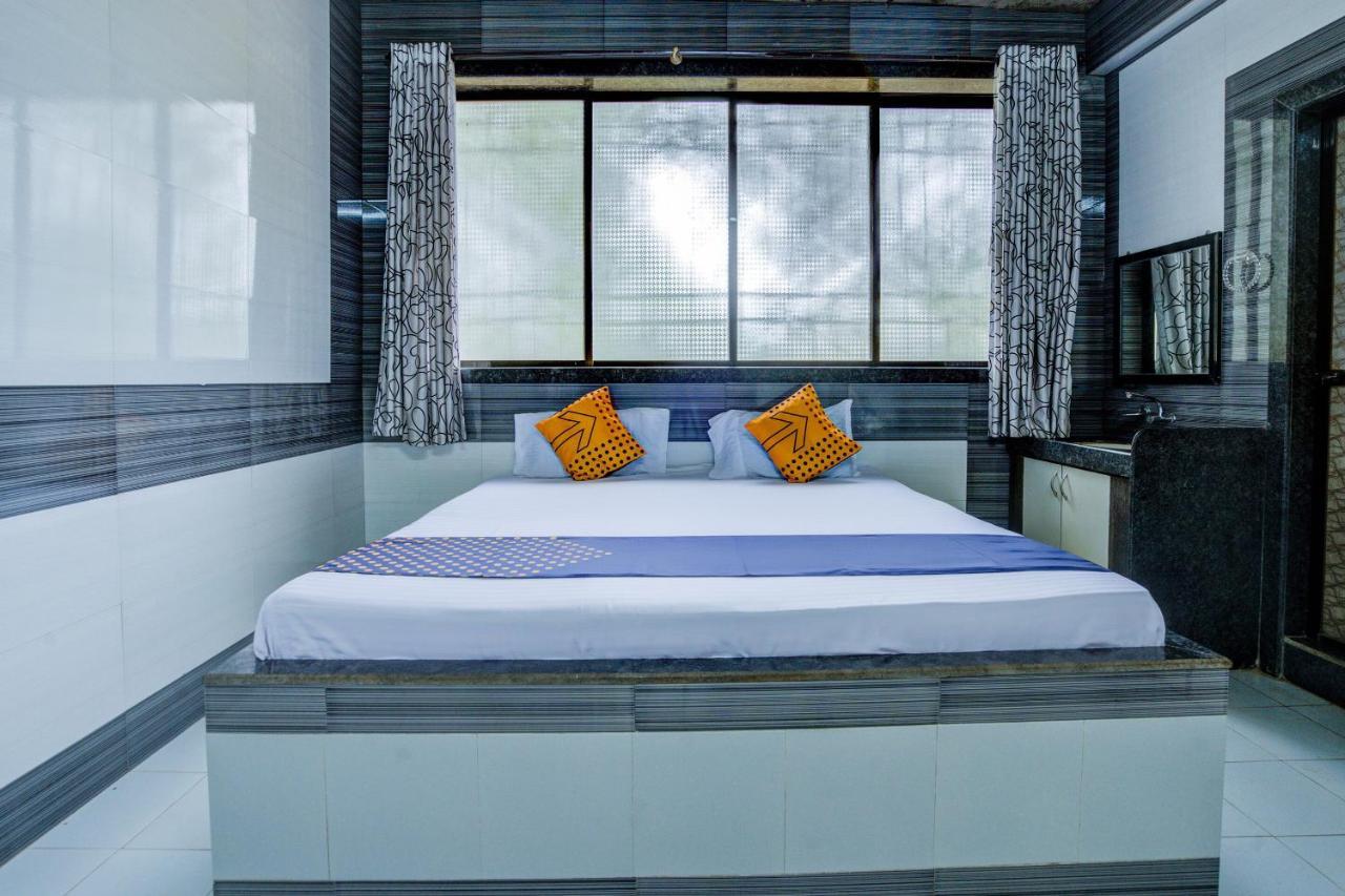 Spot On 63917 Hotel Dolphin Garden Колад Екстериор снимка